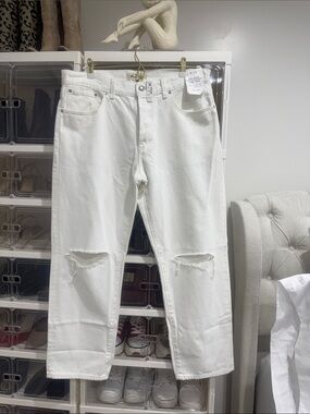 Madewell White Cropped Distressed Knee Jeans